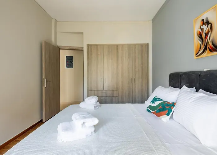 Helios Sunny Comfortable Apartment