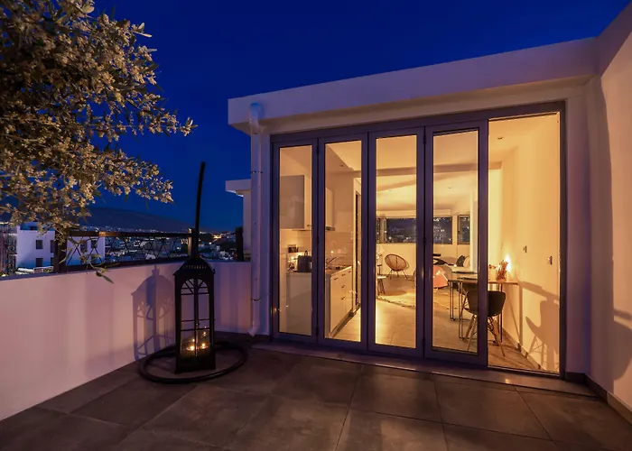 Mythos Luxury Suites